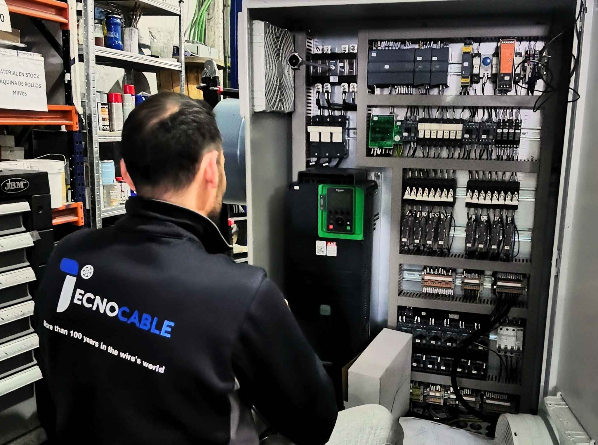 Reparación de maquinaria para la industria del alambre y el cable